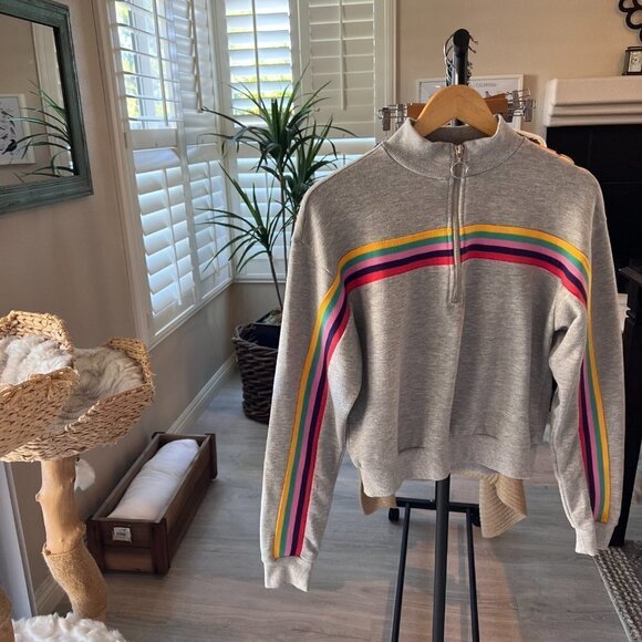 Forever 21 Sweatshirt Womens SZ Medium Gray Cropped 1/2 Zip with Rainbow Preppy - Picture 14 of 14